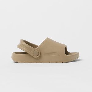 Zara Pool slides